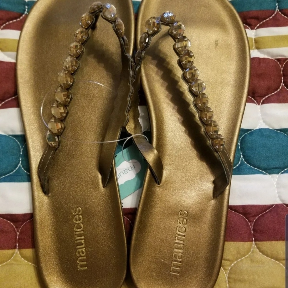 Maurices Sandals Women's size 8 NWT